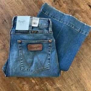 Wrangler retro high rise trouser jean.